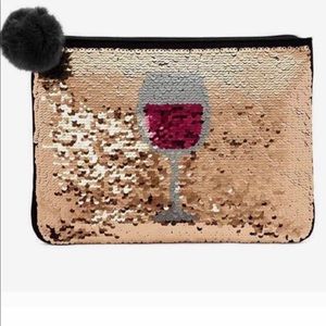 Stella & Dot Wine Clutch
